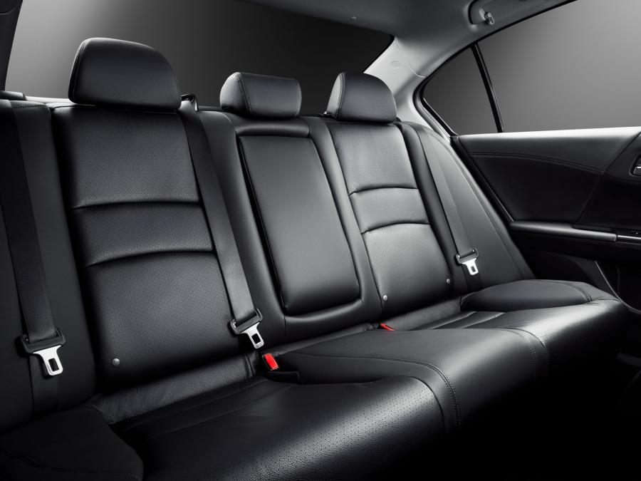  Honda Accord Sedan 2013 года  (CIS) (фото 3 из 30)